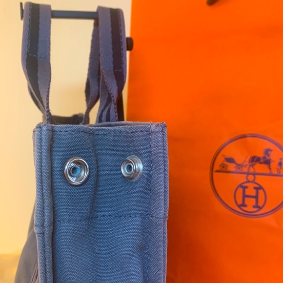 Hermes Small PM Canvas Tote/ Hand Bag Fourre-tote, Gray & Black - Picture 6 of 15